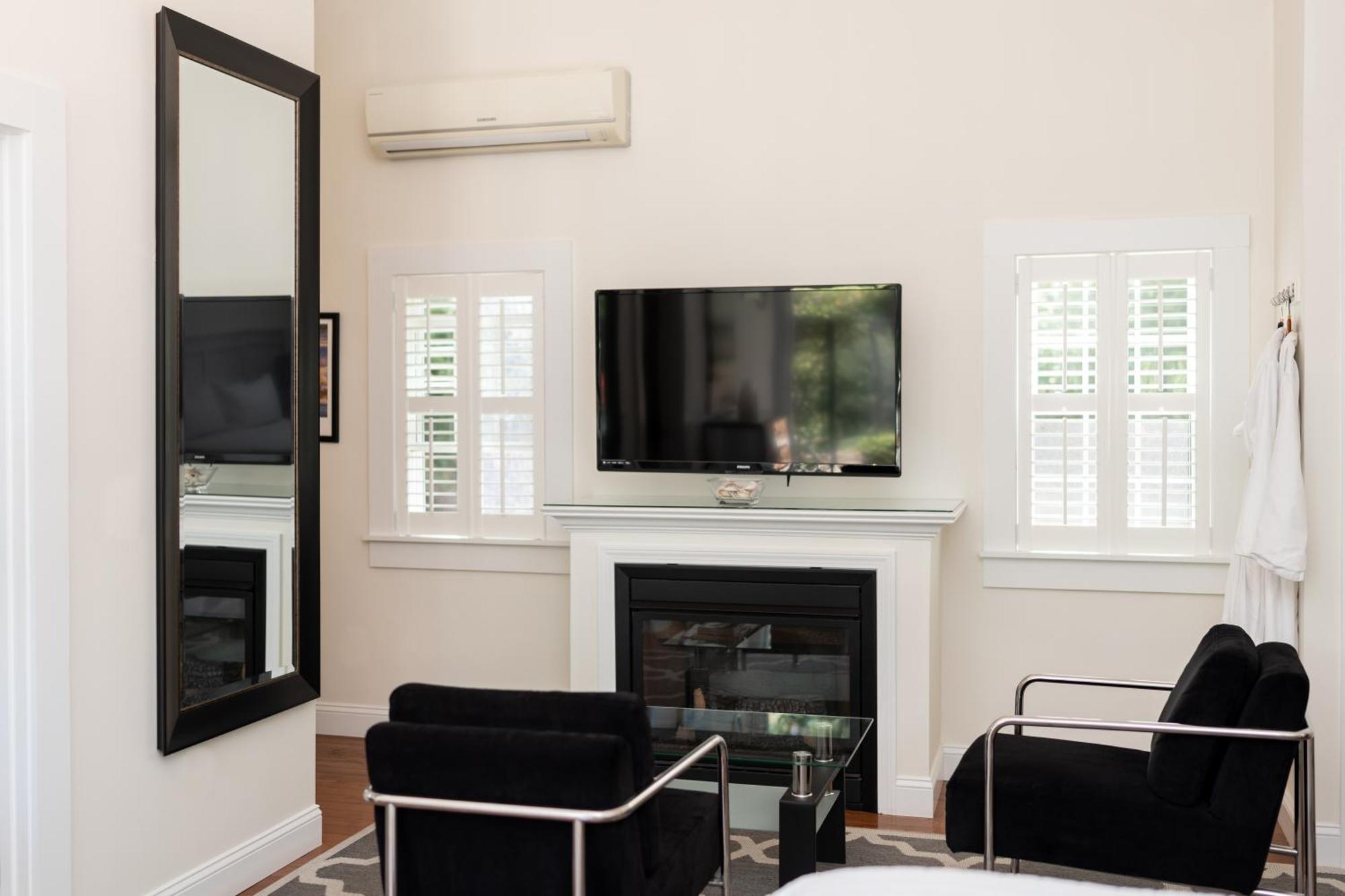 The Platinum Pebble Boutique Inn - Adults Only Property Harwich Port Dış mekan fotoğraf